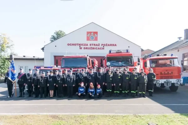 Podsumowanie działań OSP Drużbice – wizyty, pożary i sukcesy na zawodach