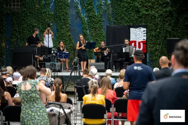 Koncert „Wyśpiewajmy pamięć” – wspólne śpiewanie na Placu Narutowicza