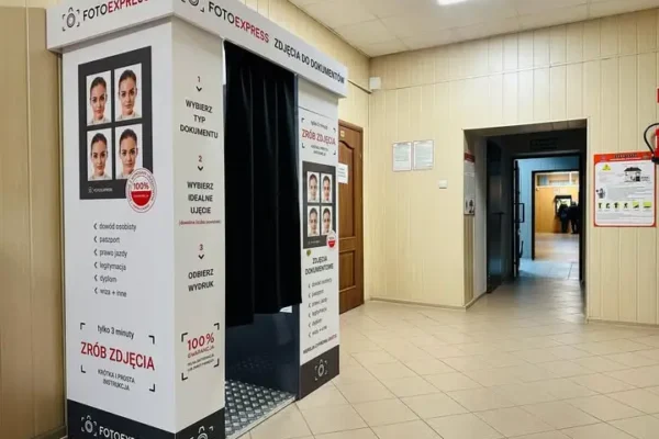 Fotobudka PhotoAiD w Urzędzie Gminy Bełchatów – zrób zdjęcie do dokumentów od ręki