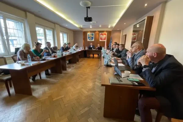 XXXIII Sesja Rady Gminy Kluki — obrady i transmisja online