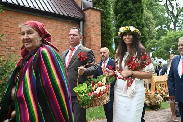 Dożynki parafialne w Łękawie z odpustem Narodzenia NMP