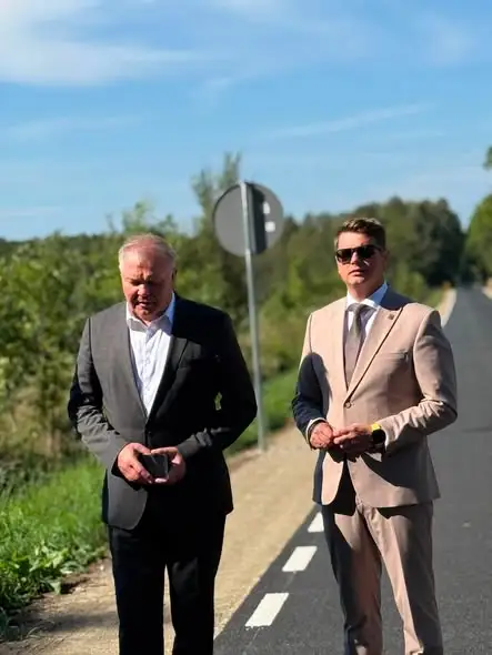 Trakt Napoleoński w Zelowie po remoncie. Nowy asfalt i pobocza za blisko 2,5 mln zł