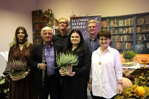 Jabłecznik Literacki w Bełchatowie – podsumowanie wyjątkowego wieczoru