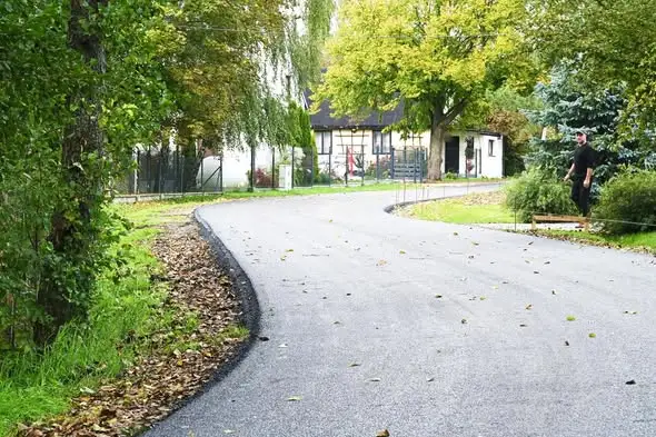 Józefów: trwa remont drogi – pierwszy etap na ukończeniu
