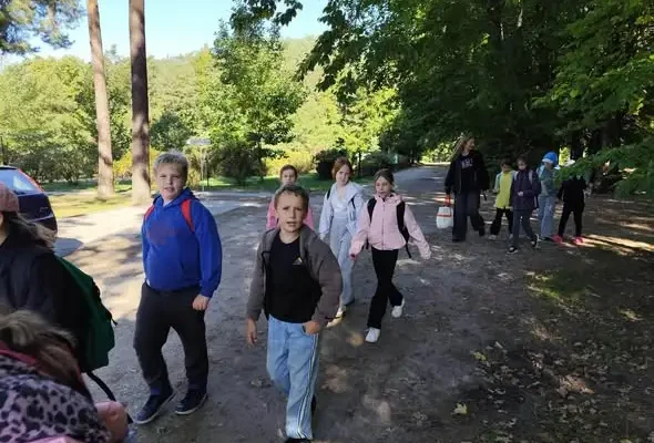 Dzień Chłopaka w lesie – klasy 3B i 3C z wizytą w Nadleśnictwie Borowiny