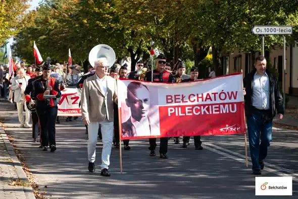 Bełchatów oddał hołd rotmistrzowi Pileckiemu. Marsz Pamięci przeszedł ulicami miasta