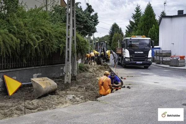 Kaczkowskiego z wyremontowanym chodnikiem