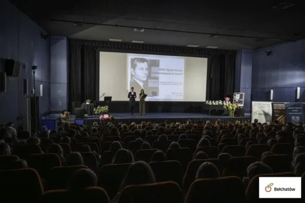 Bełchatów świętuje 35-lecie VI LO i gości zjazd szkół herbertowskich
